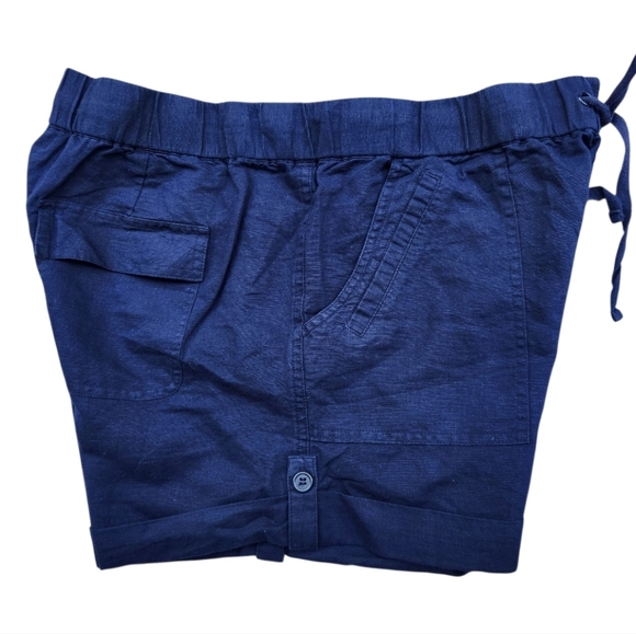 New York & Company Navy Blue Women's Cuffed Shorts Size Medium Elastic Waistband - Picture 3 of 13